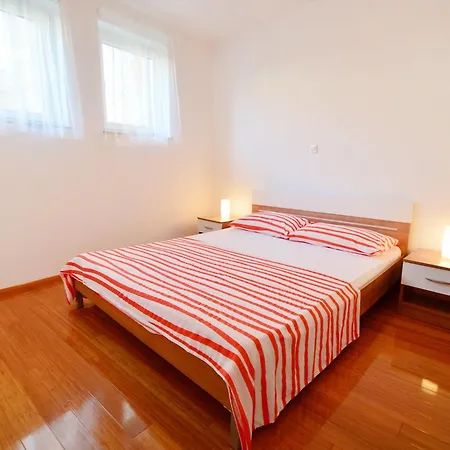 Leko-2 By Interhome 公寓 诺维·维诺多尔斯基