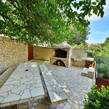 Leko-2 By Interhome * 诺维·维诺多尔斯基