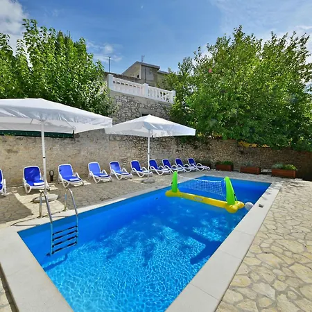 Leko-2 By Interhome * 诺维·维诺多尔斯基