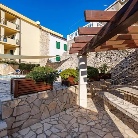 公寓 Leko-2 By Interhome