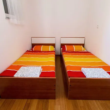 公寓 Leko-2 By Interhome *